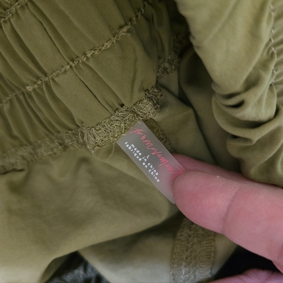 Free People Movement Next Round Shorts Large Pull-on Smocked Waist Workout Olive - Picture 8 of 8